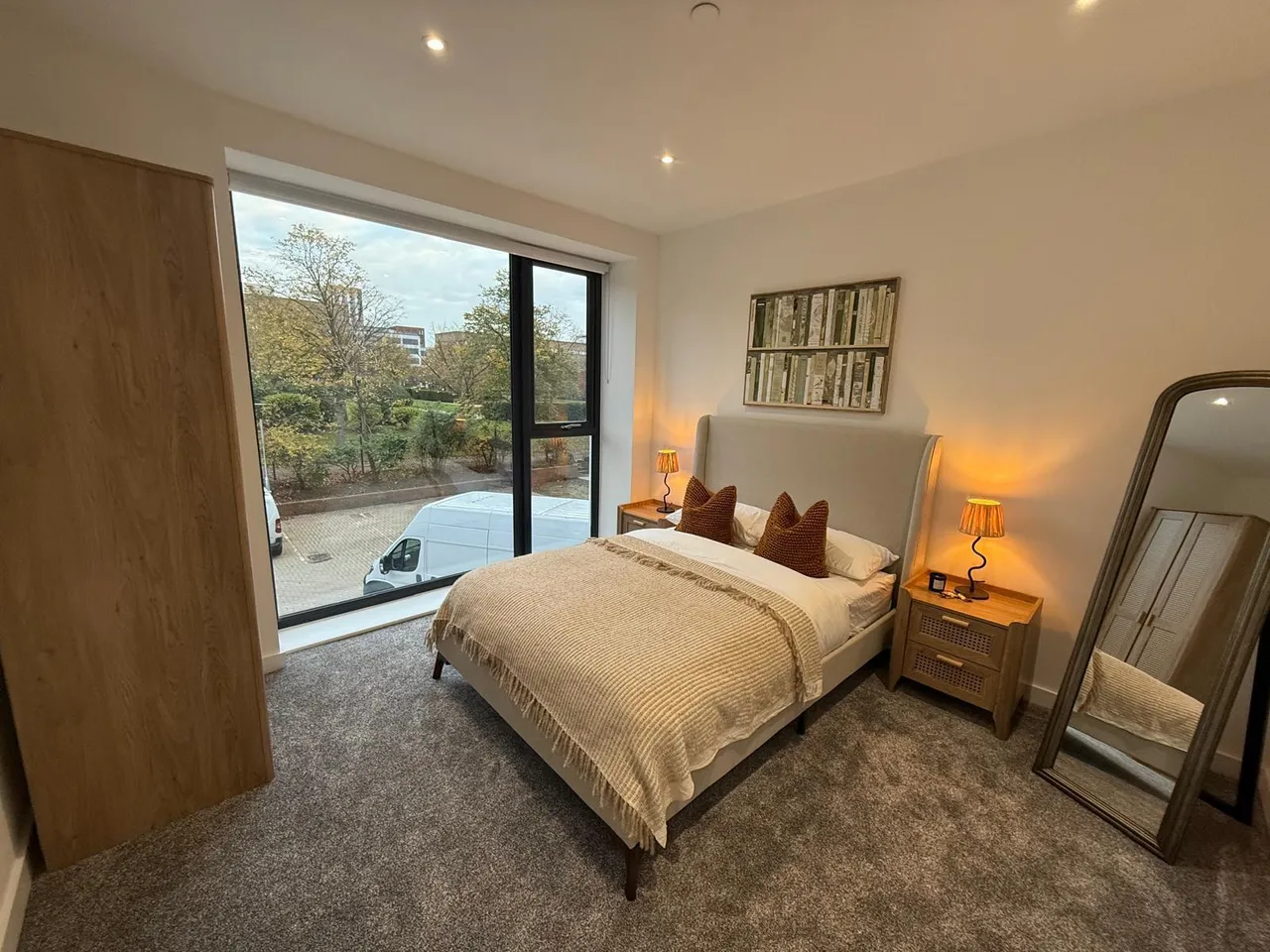 Silbury court, MK9, photo 4