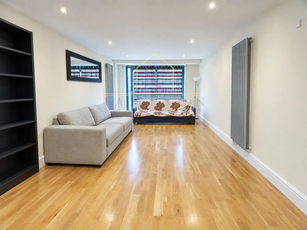 Millharbour, London, E14, photo 4