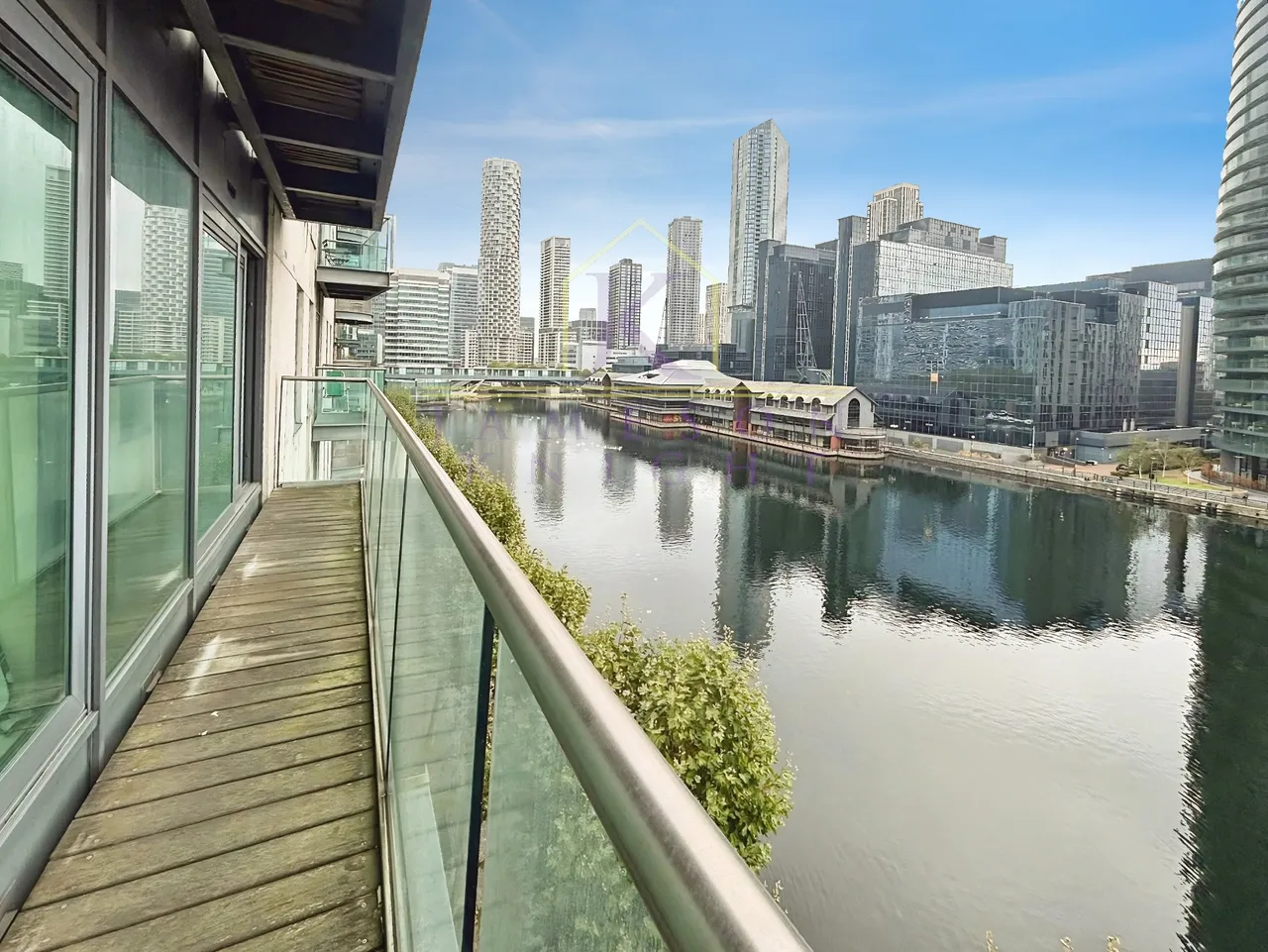 Millharbour, London, E14, photo 2