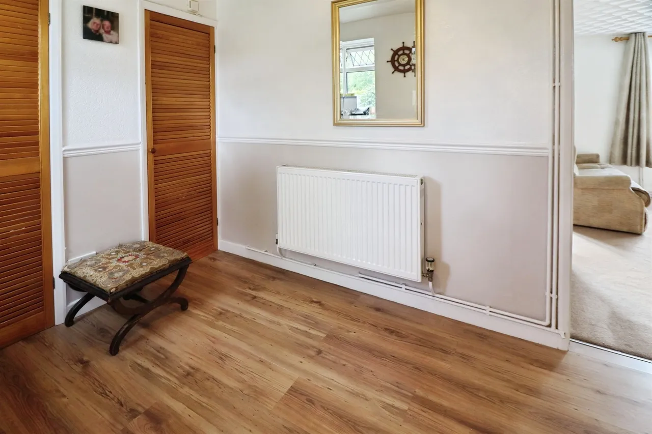 Fairleigh Dinas Powys, CF64, photo 5