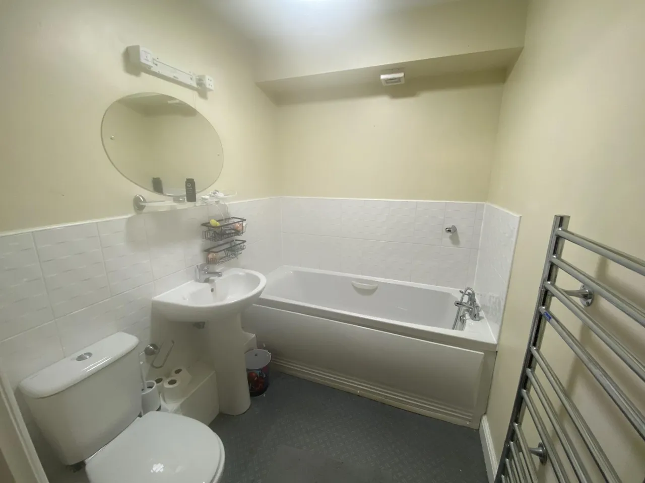 Ellesmere Road, Manchester, M30, photo 7