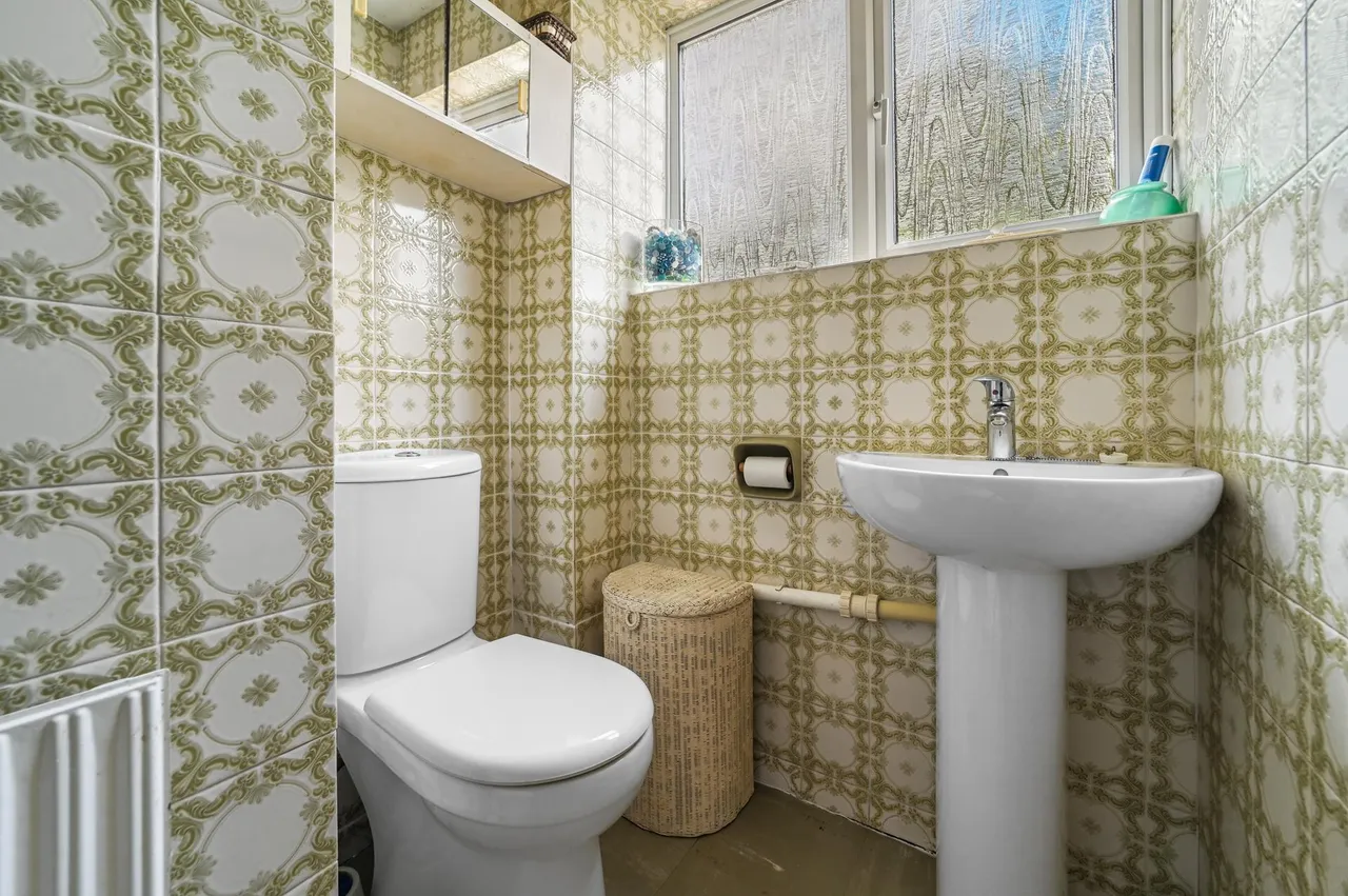 Newbridge Hill, West Bergholt, photo 25
