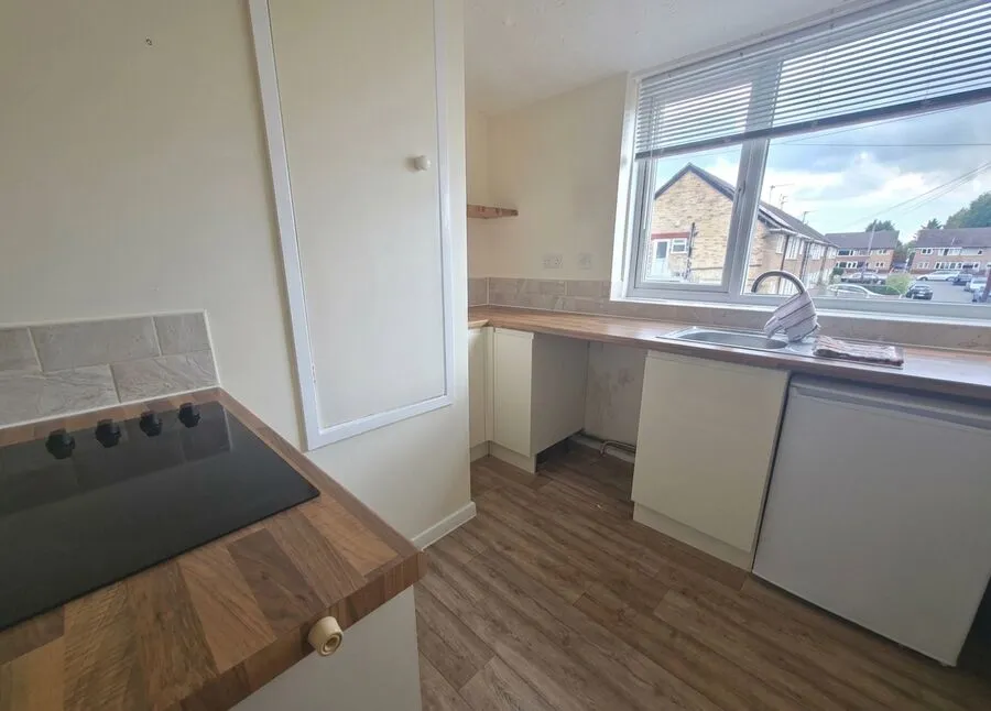 Fieldview Close, Exhall, Warwickshire, CV7, photo 4
