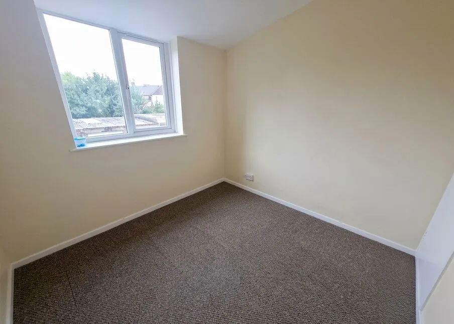 Fieldview Close, Exhall, Warwickshire, CV7, photo 6