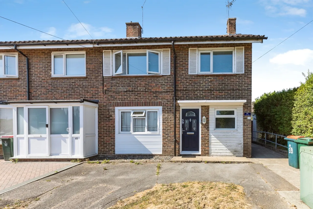 1 bed house for sale — Hawkins Road, CRAWLEY