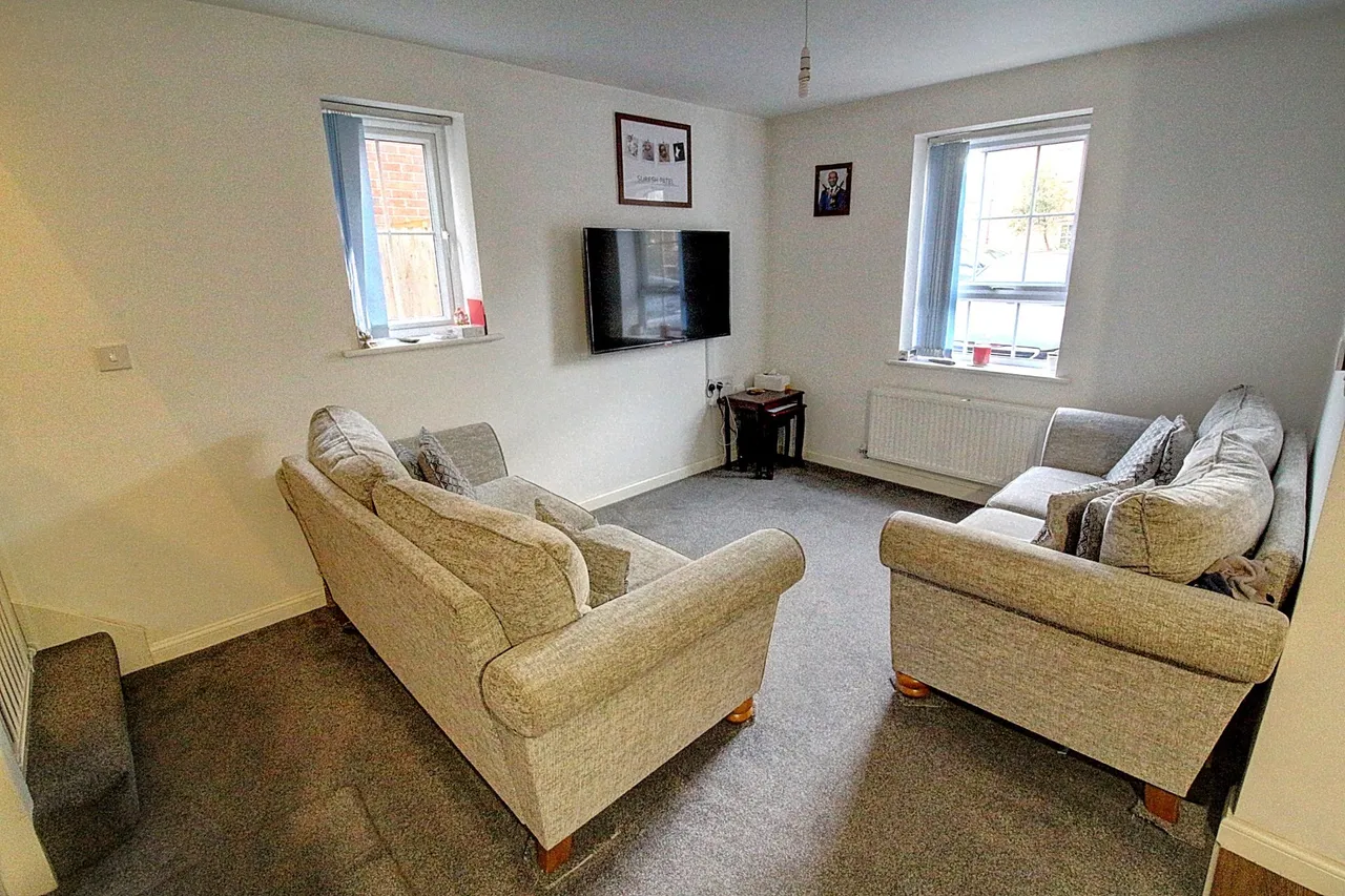 Ettrick Way, Lubbesthorpe, LE19, photo 3