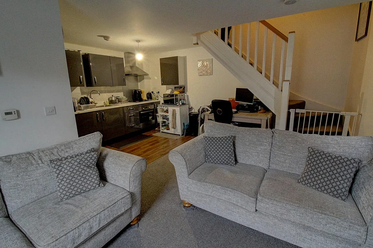 Ettrick Way, Lubbesthorpe, LE19, photo 2