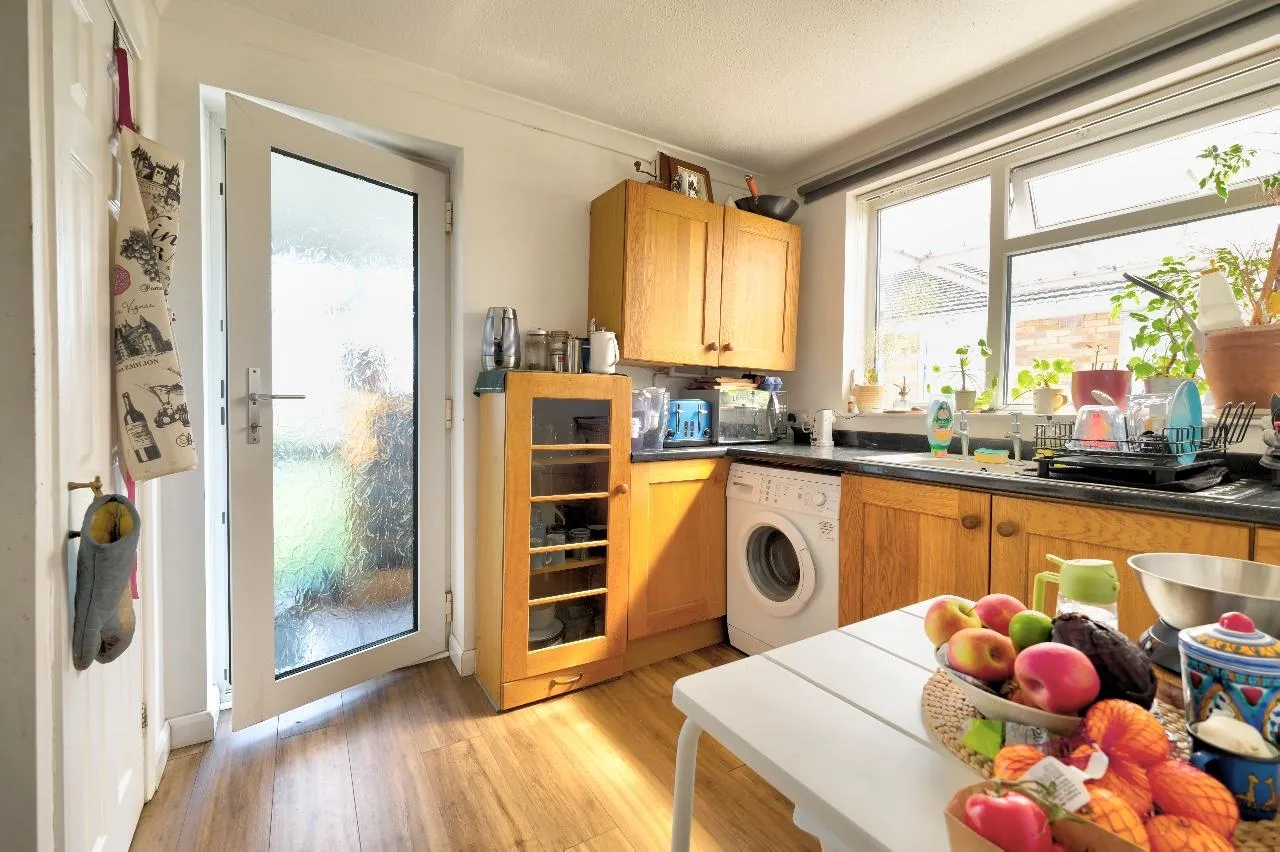 Mewburn Road, Banbury, OX16, photo 4