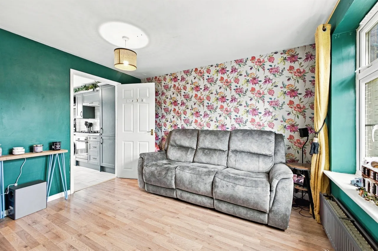 South Meadow Road, Northampton, photo 3