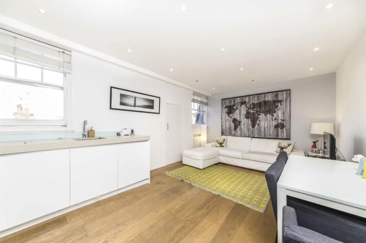Culford Gardens, Chelsea, London, SW3, photo 2
