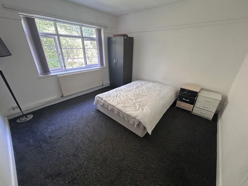 Lyndon Close, Handsworth, B20, photo 5