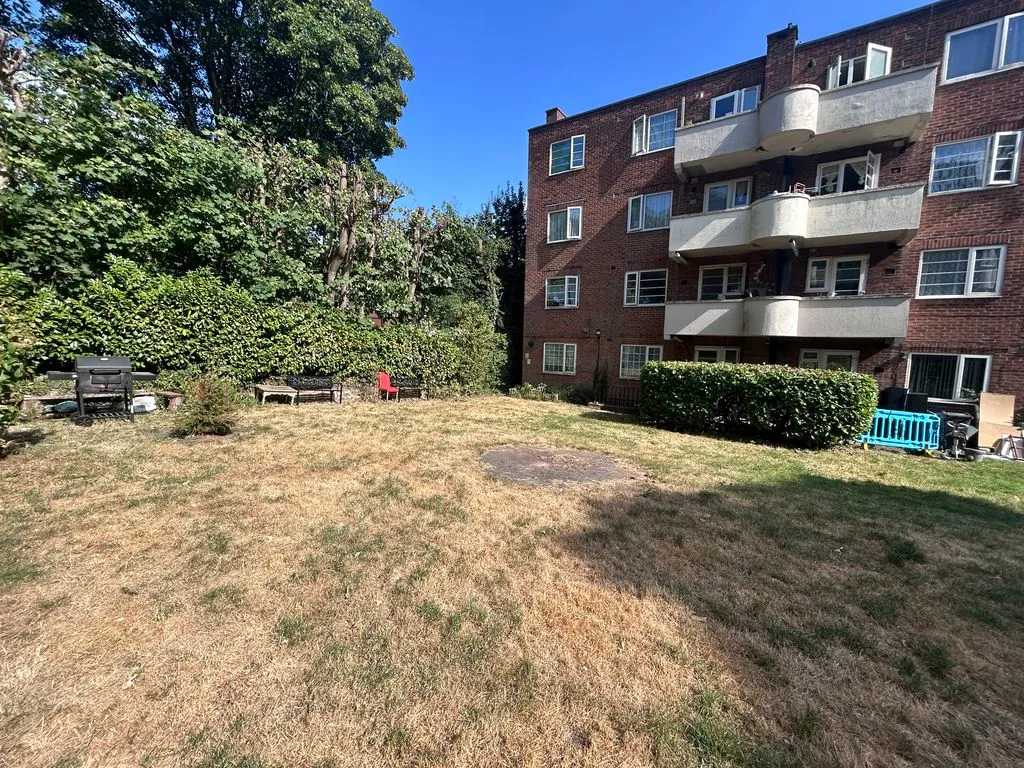 Lyndon Close, Handsworth, B20, photo 10