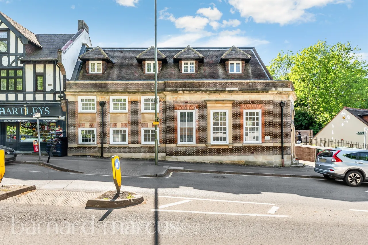 Station Approach, Tadworth, photo 2