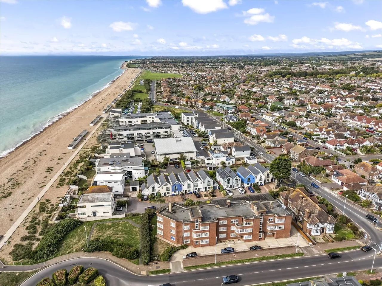 George V Avenue, West Worthing, photo 18