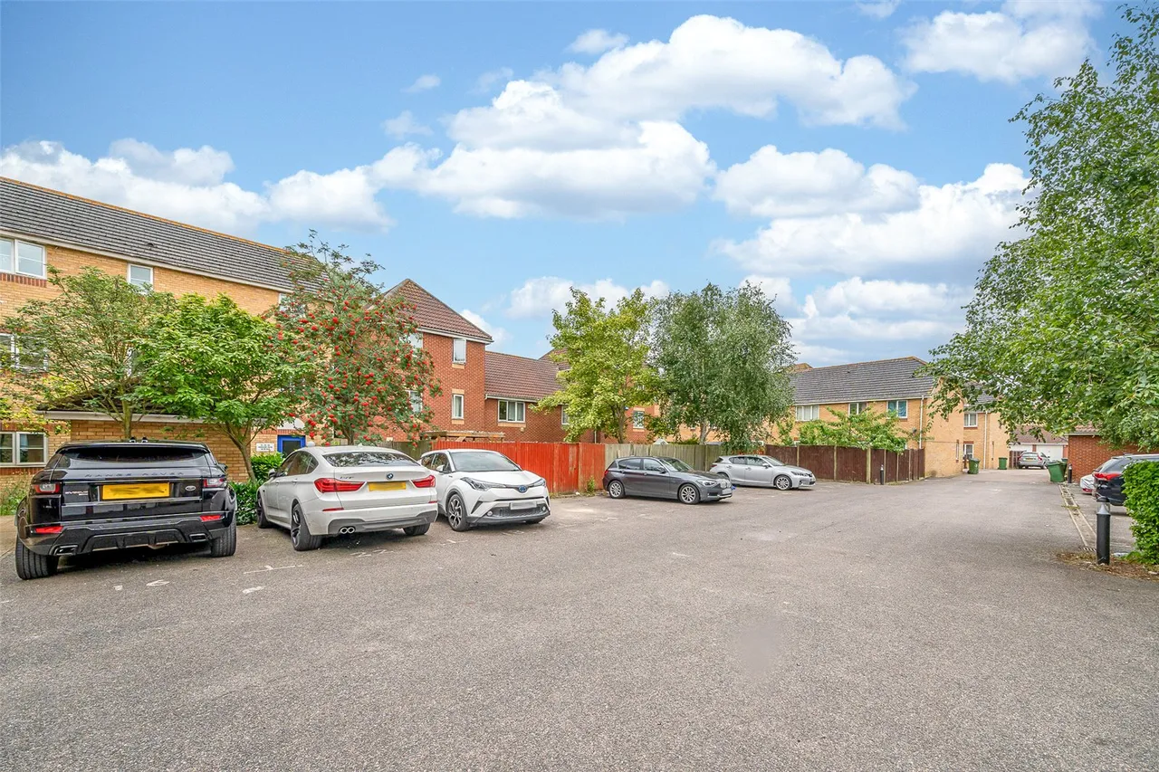 Longmarsh Lane, West Thamesmead, SE28, photo 4