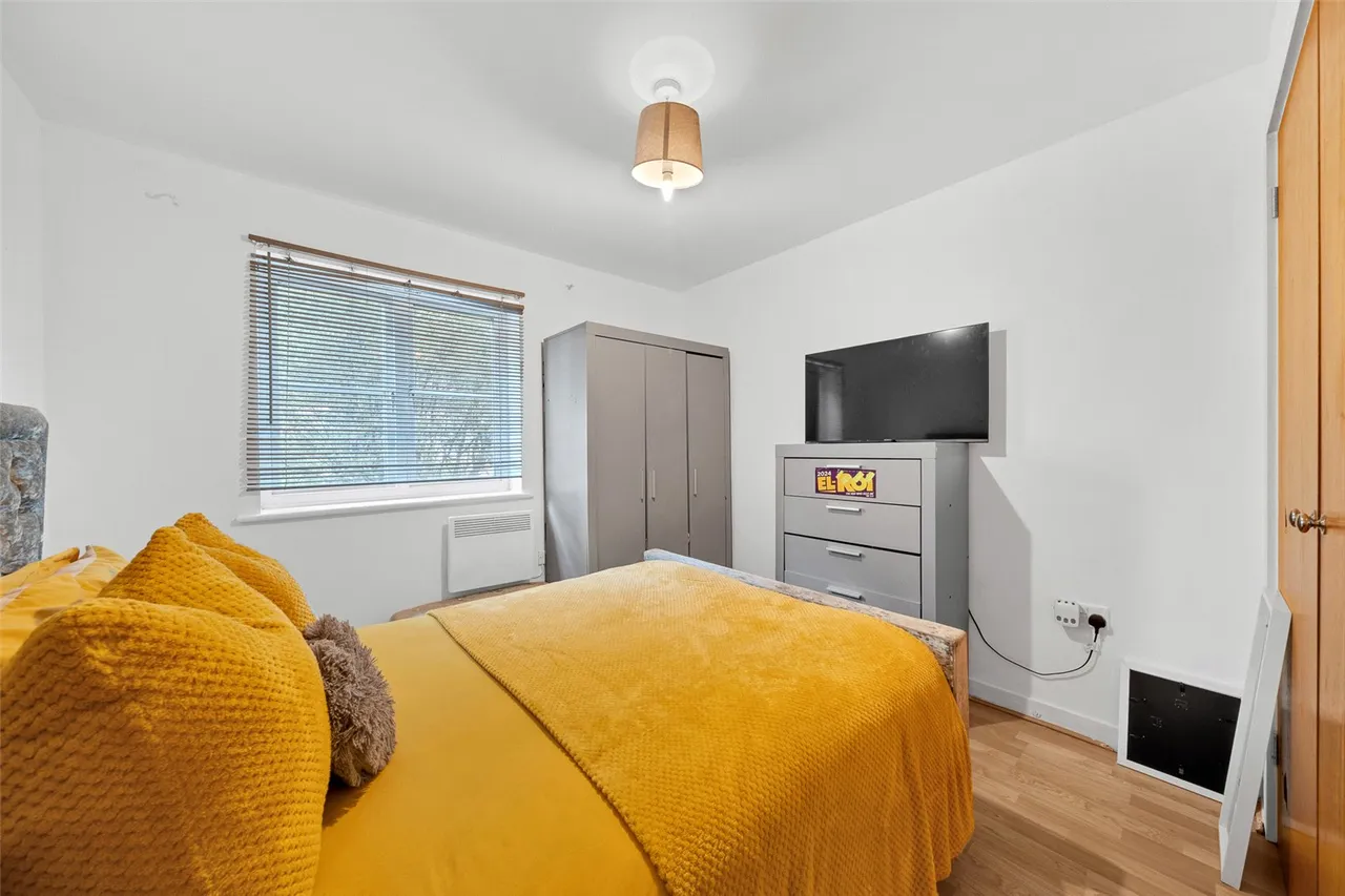 Longmarsh Lane, West Thamesmead, SE28, photo 13