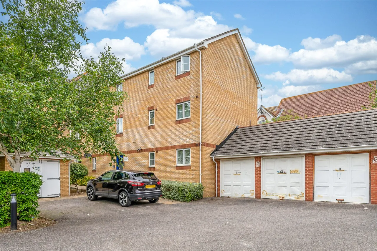 Longmarsh Lane, West Thamesmead, SE28, photo 5