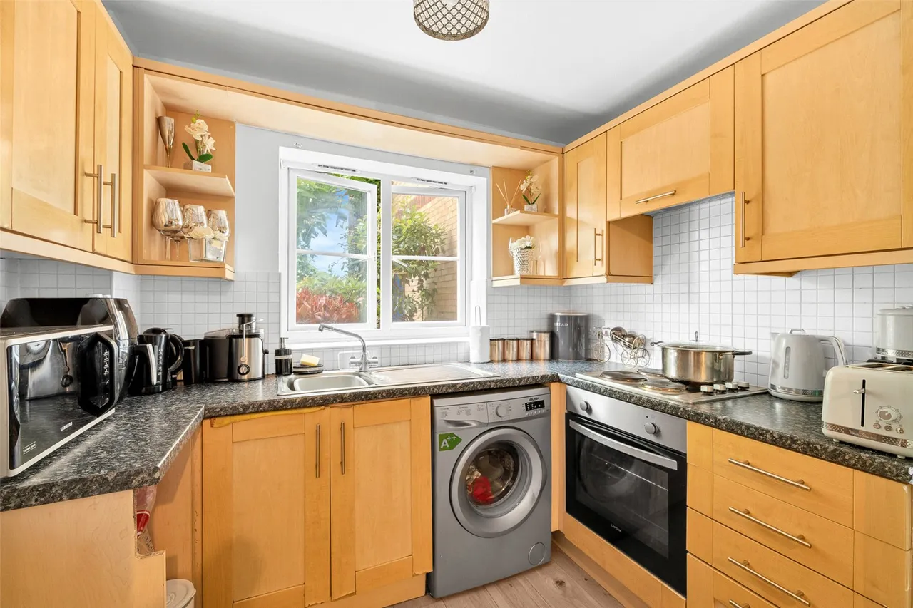 Longmarsh Lane, West Thamesmead, SE28, photo 8