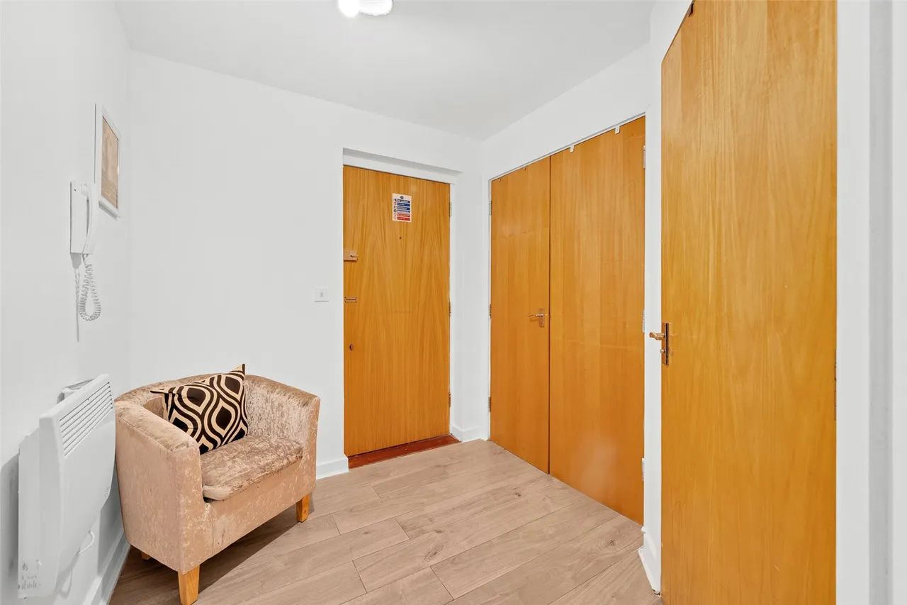 Longmarsh Lane, West Thamesmead, SE28, photo 6