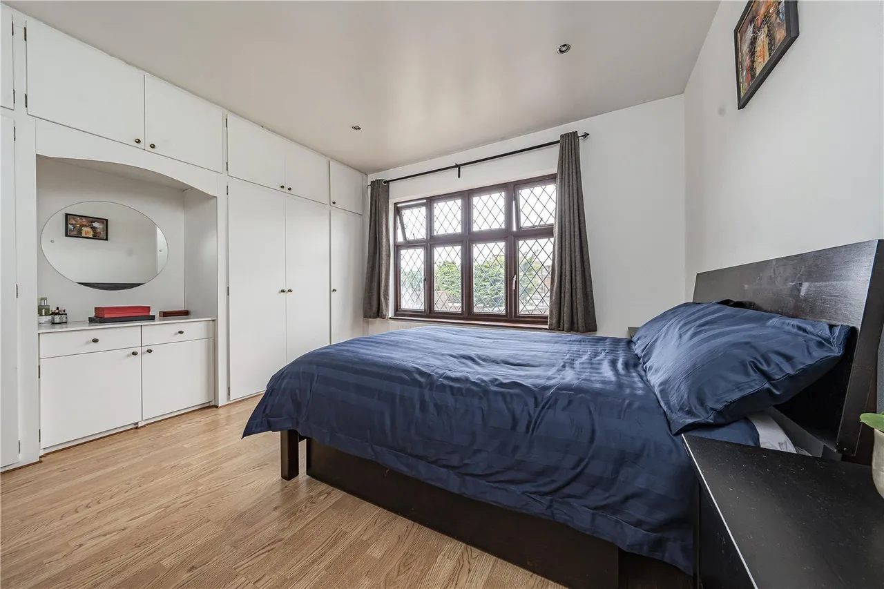 Cherry Orchard, West Drayton, UB7, photo 4