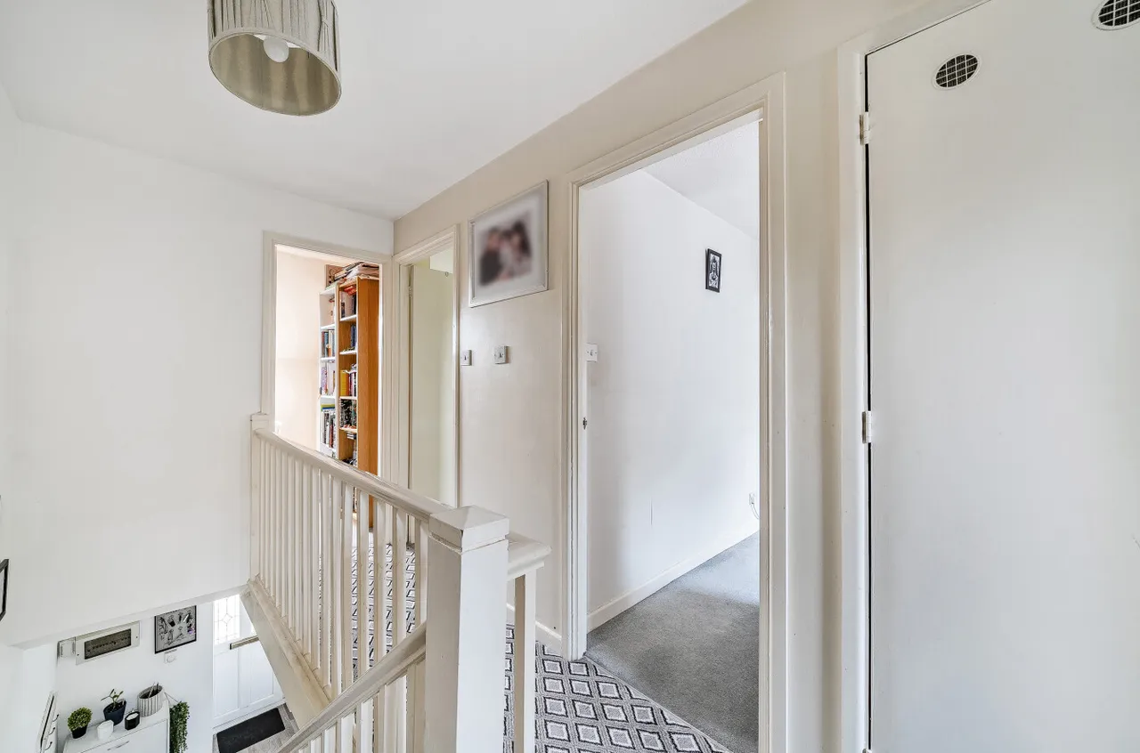The Fieldings, Woking, GU21, photo 16