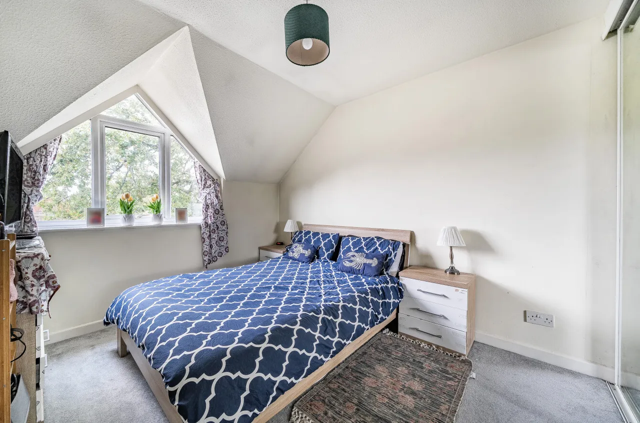 The Fieldings, Woking, GU21, photo 6