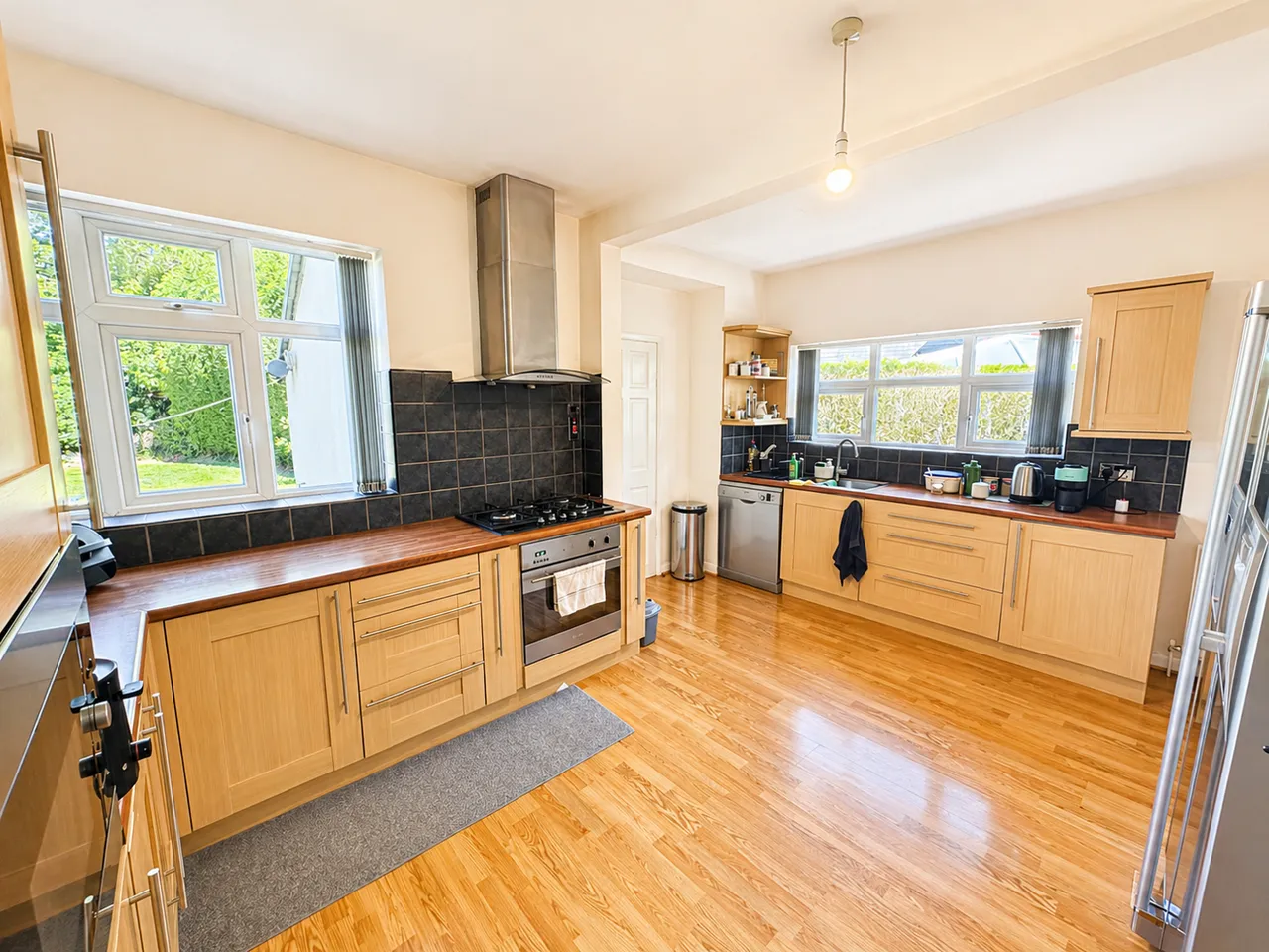 Framingham Road, Sale, M33, photo 5