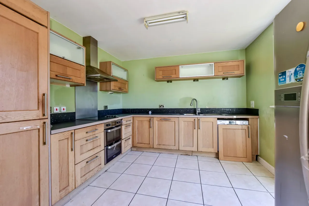 Wellsfield, Bushey, WD23, photo 6