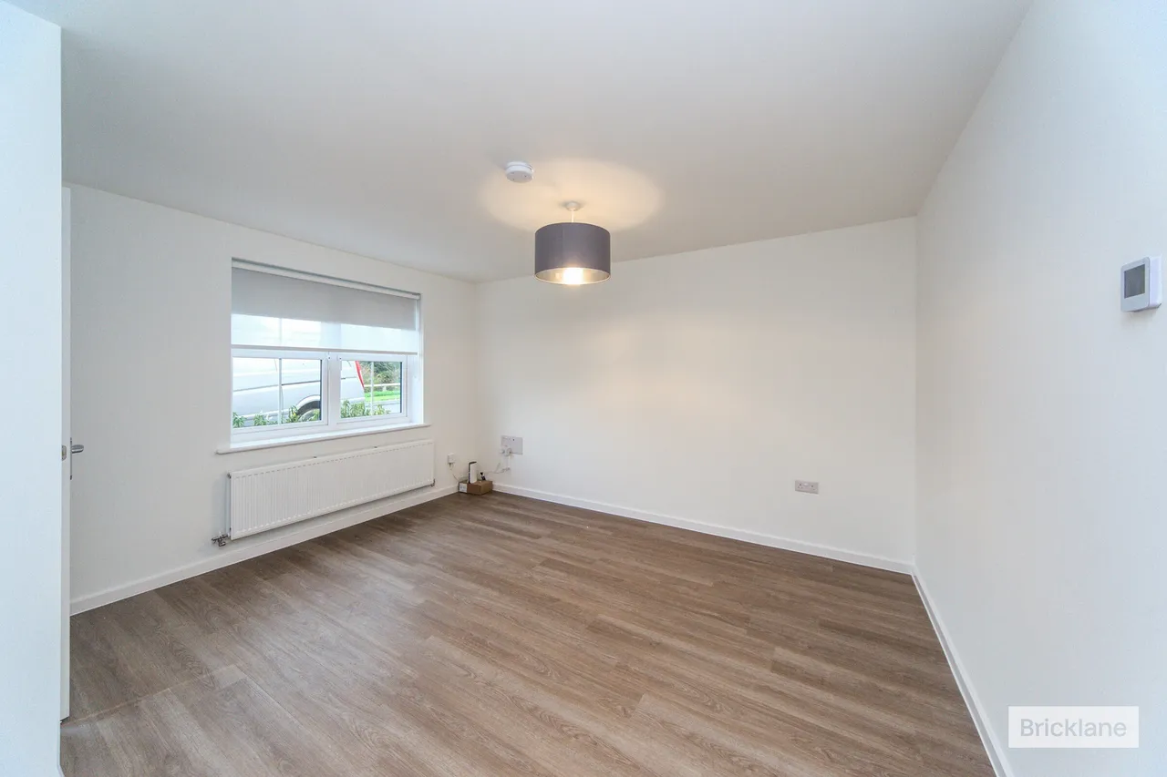 4 bed house to rent, Funnell Drive, Stone Cross, BN24