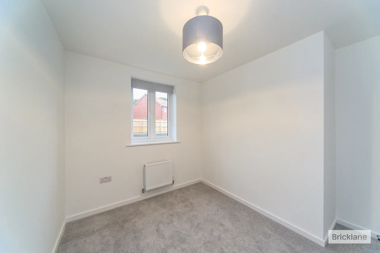 Funnell Drive, Stone Cross, BN24, photo 7
