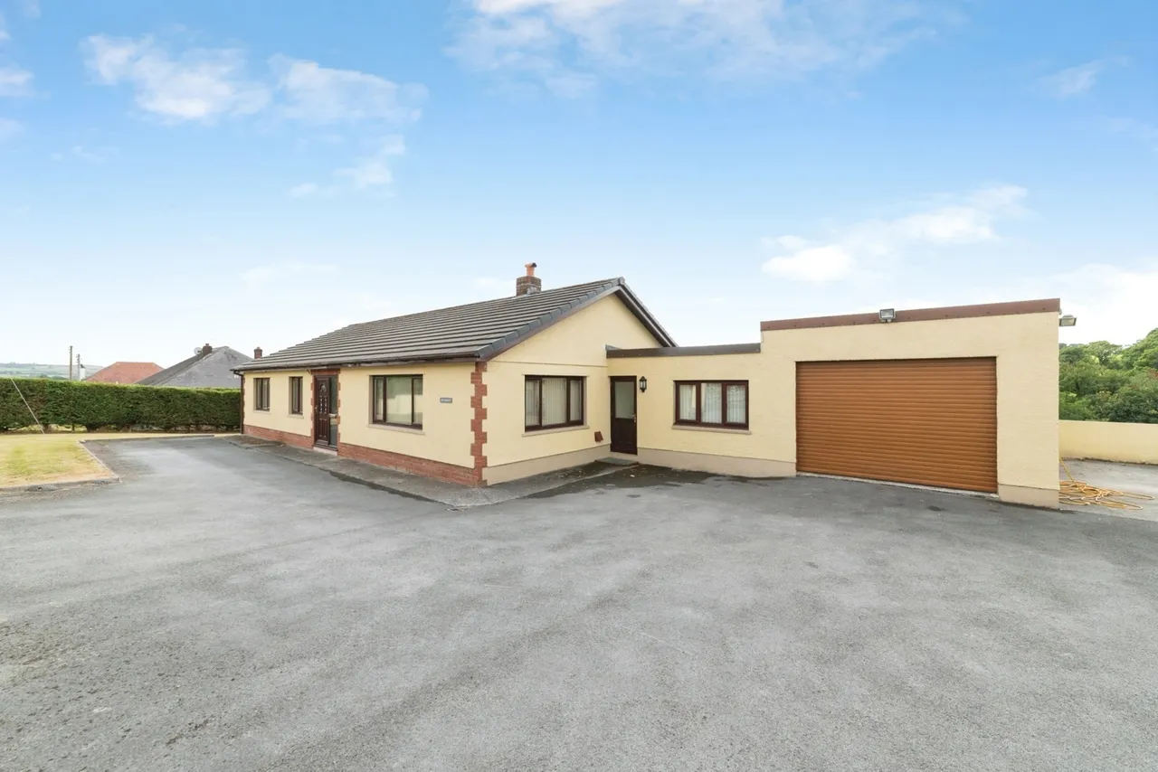 4 bed house for sale, Pontantwn, Kidwelly, SA17