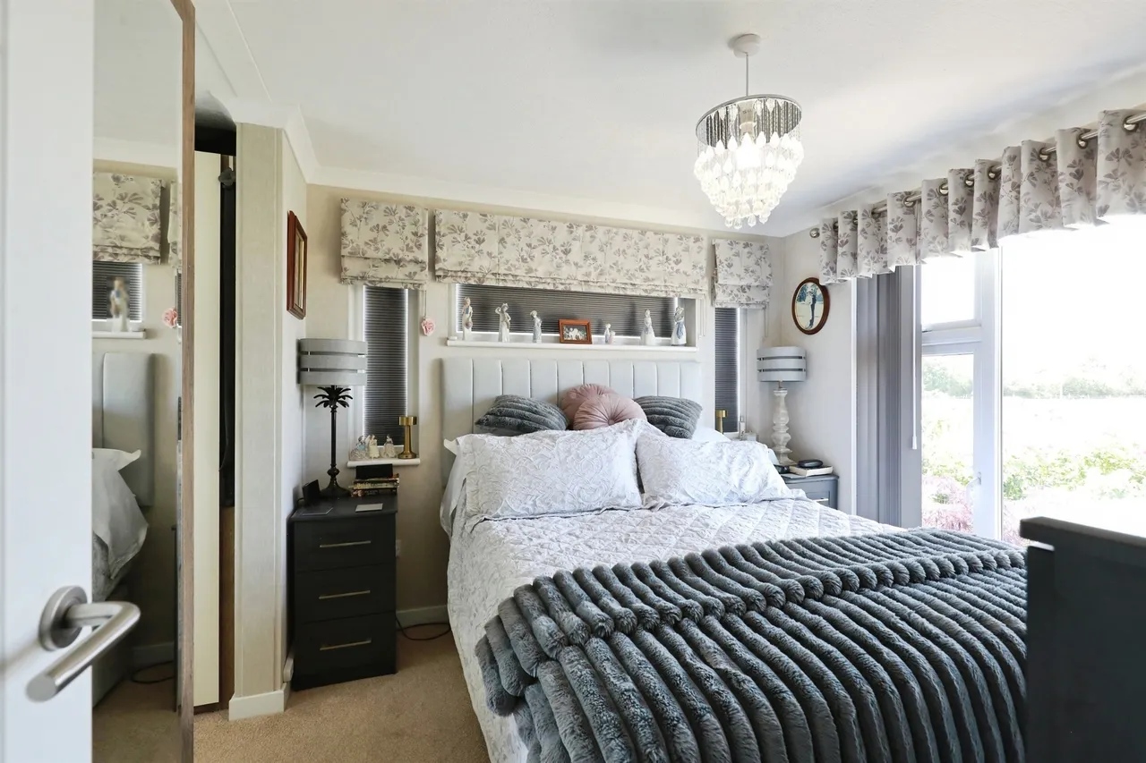 Oak Court, Marston Edge, CV37, photo 11