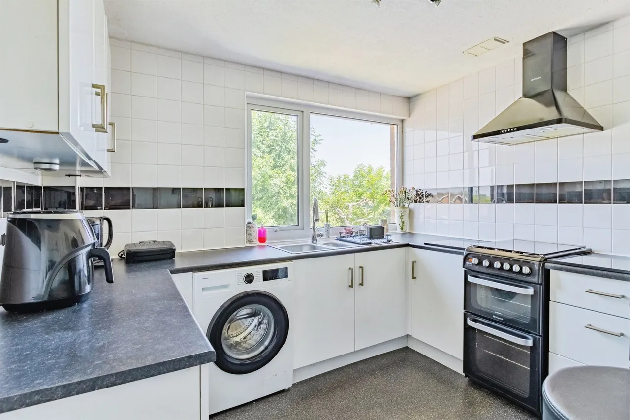 Diptford Close, Paignton, TQ4, photo 6