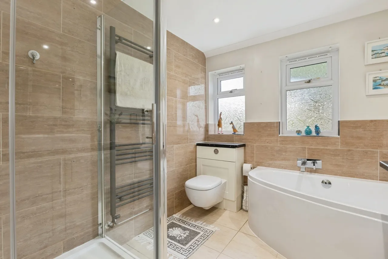 Conyers, Wymondham, Norfolk, NR18, photo 20