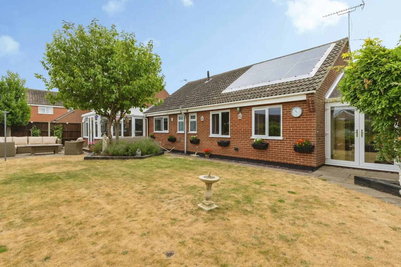 Conyers, Wymondham, Norfolk, NR18, photo 15