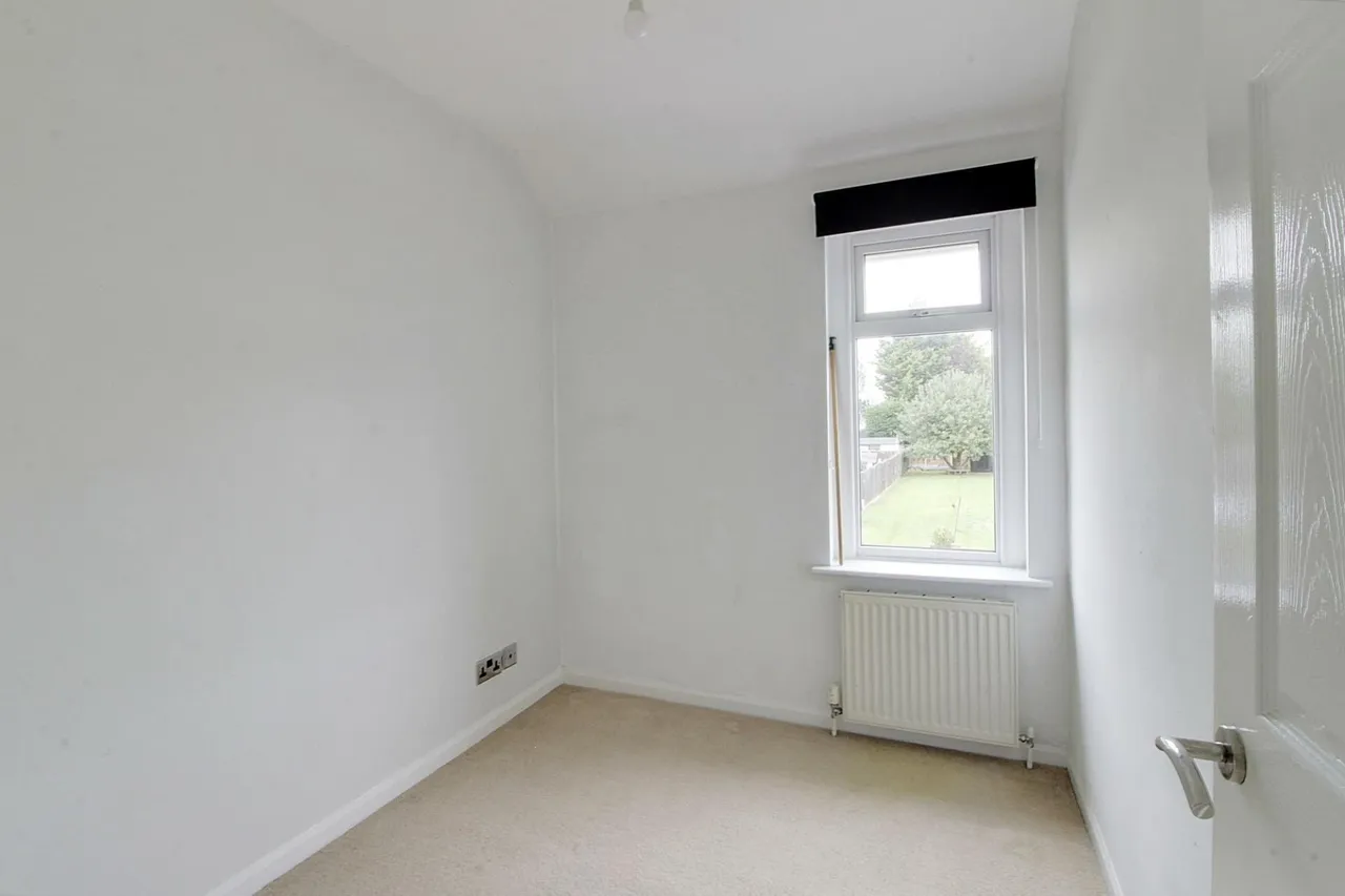 Helpston Road, Glinton, PE6, photo 12