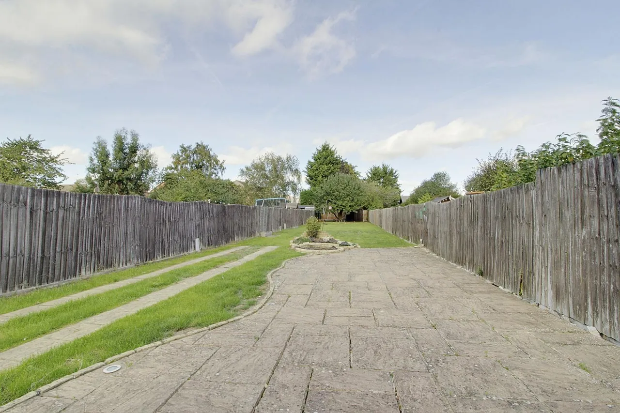 Helpston Road, Glinton, PE6, photo 14