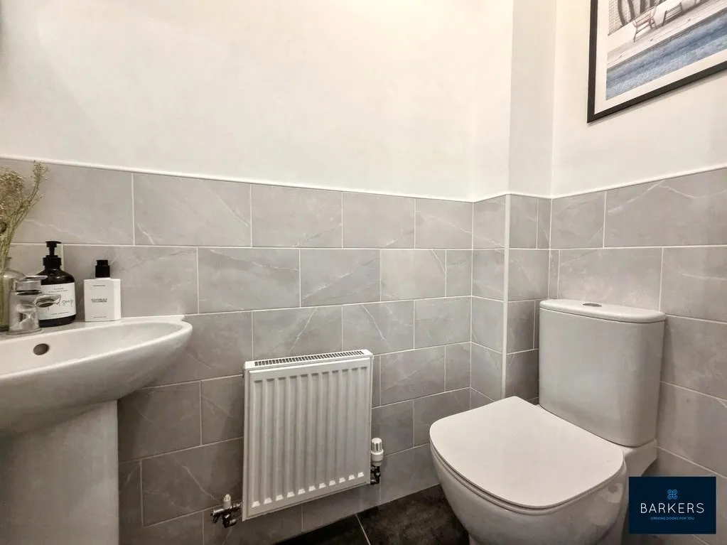 Heathfield Lane Birkenshaw, Bradford BD11 2DP, photo 6