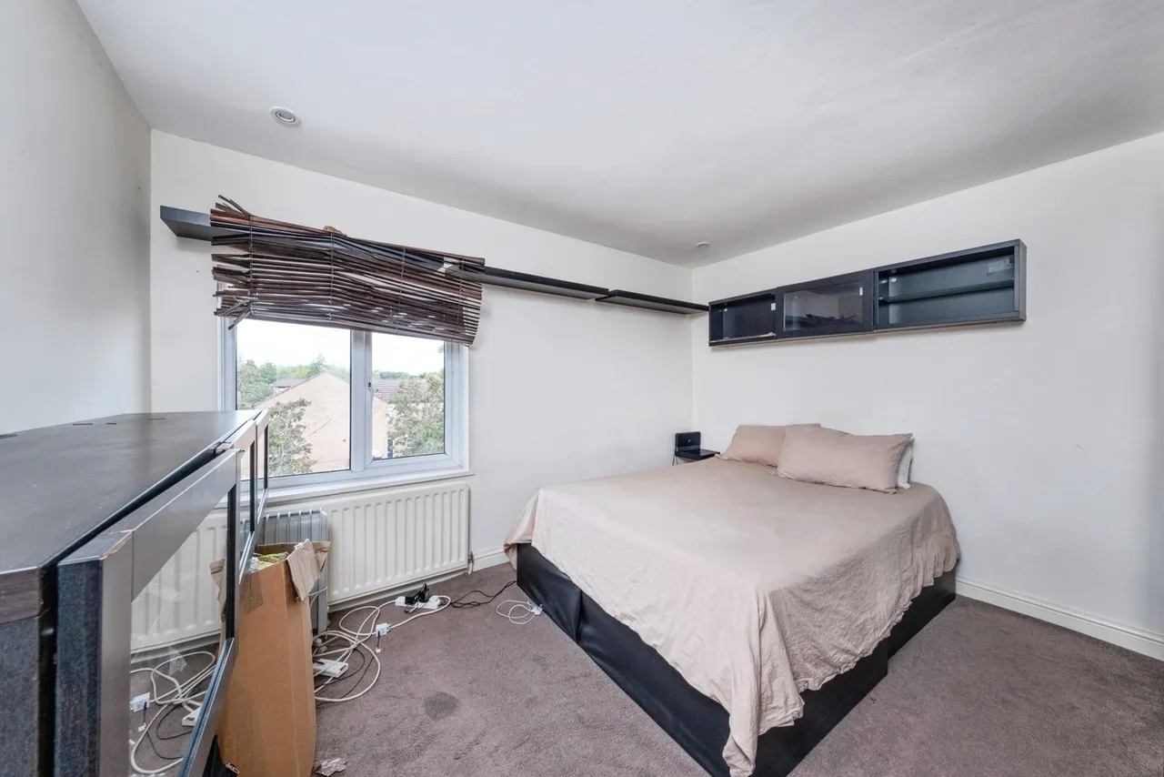 Cleavers Avenue, Conniburrow, MK14, photo 17