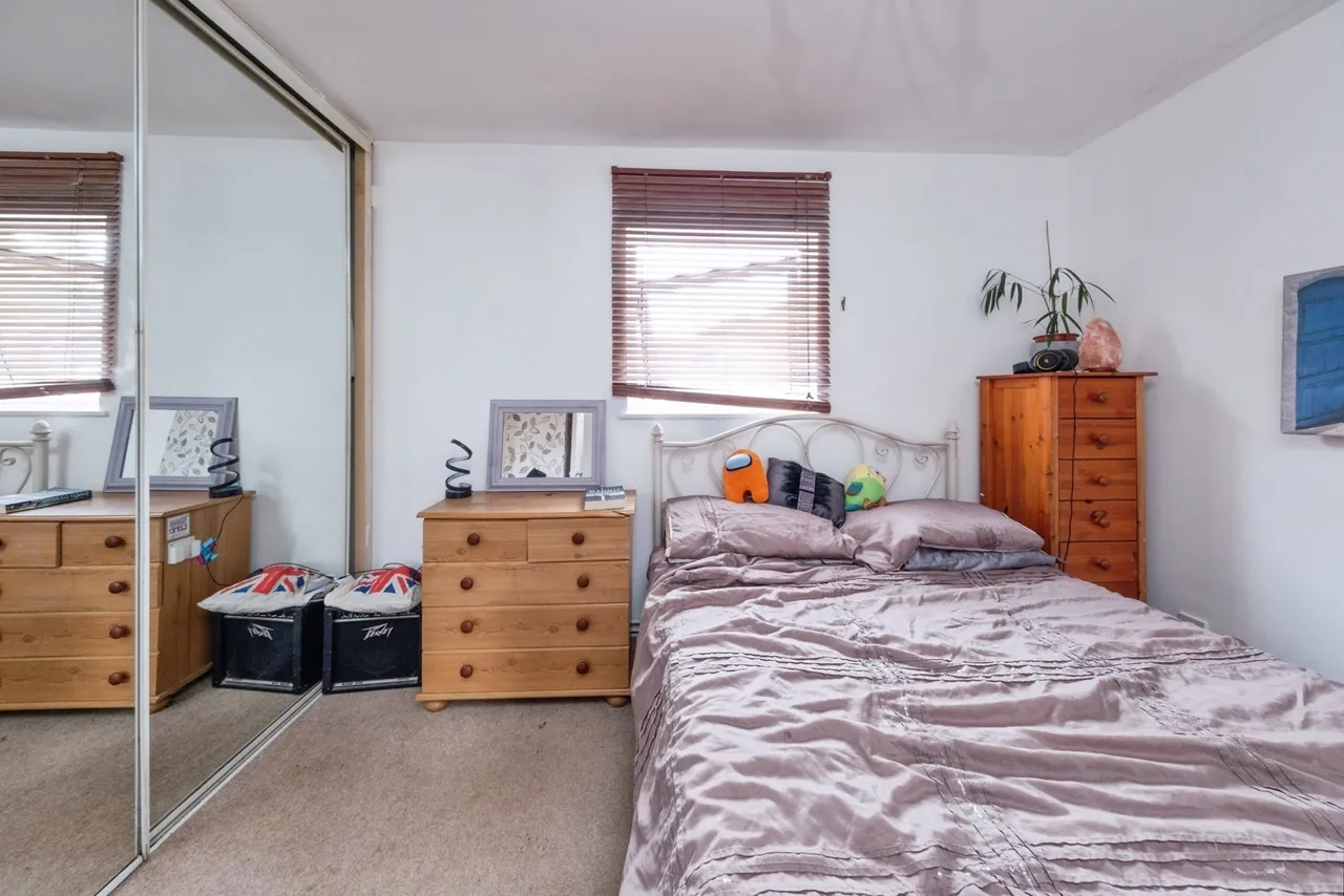 Cleavers Avenue, Conniburrow, MK14, photo 8