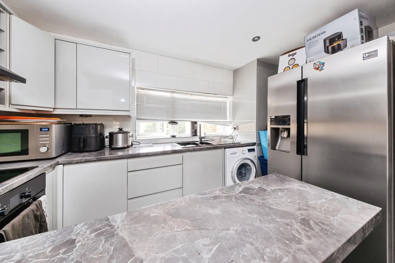 Cleavers Avenue, Conniburrow, MK14, photo 10