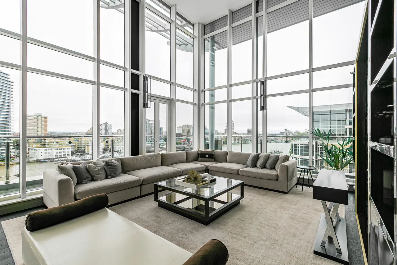 Imperial Wharf, Waterside Tower, The Boulevard, London, photo 3