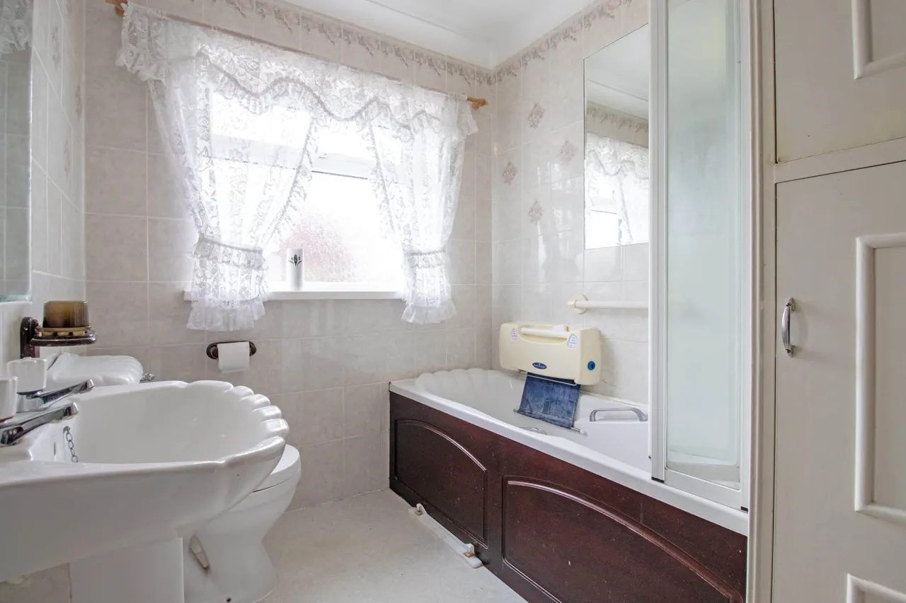 Fir Close, Scunthorpe, DN16, photo 8