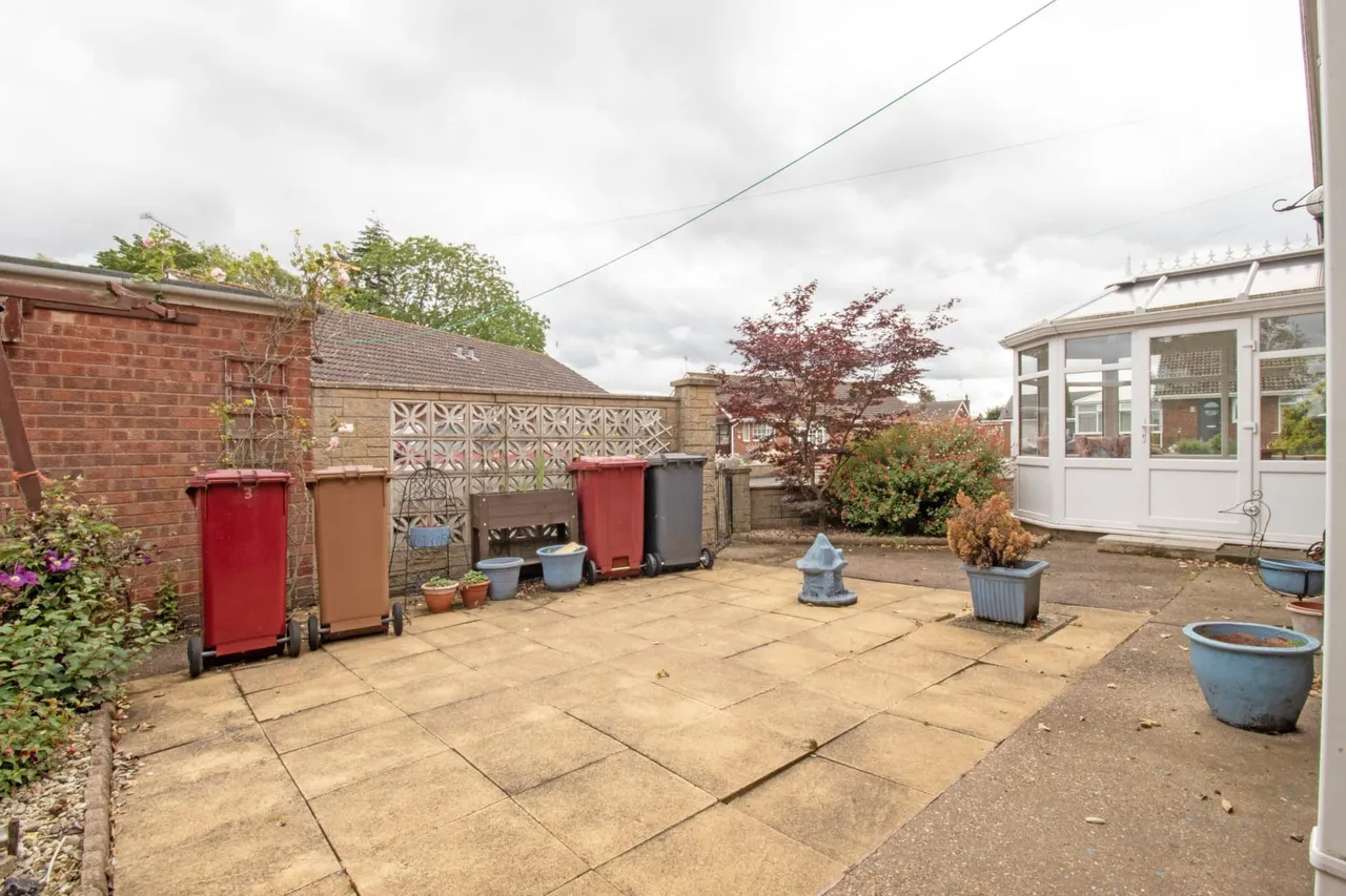 Fir Close, Scunthorpe, DN16, photo 9
