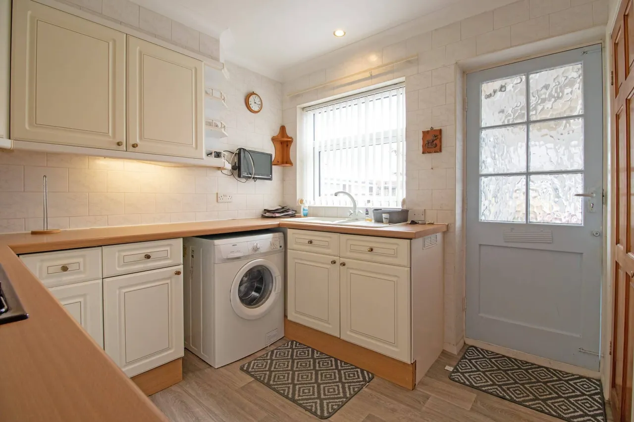 Fir Close, Scunthorpe, DN16, photo 3
