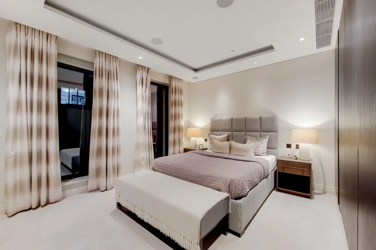 Knights House, Cheval Place, Knightsbridge, London, photo 12