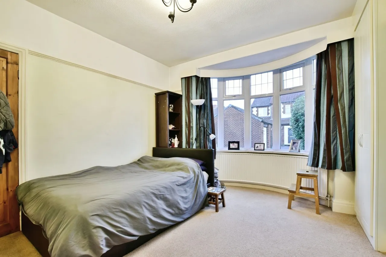 Dalveen Drive, Timperley, Altrincham, Greater Manchester, WA15, photo 18