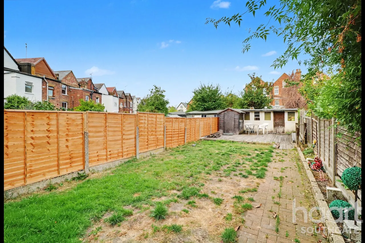 Carlton Road, London, N11, photo 12