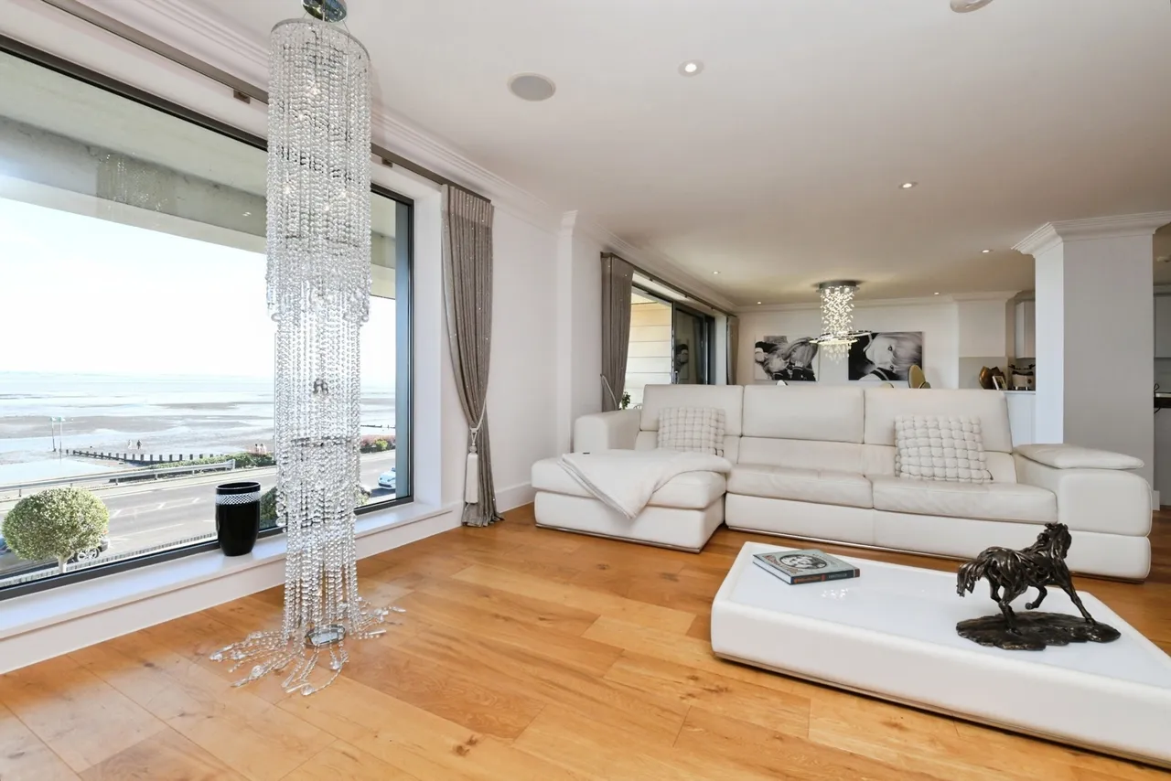 The Leas, Westcliff-on-Sea, Essex, SS0, photo 11