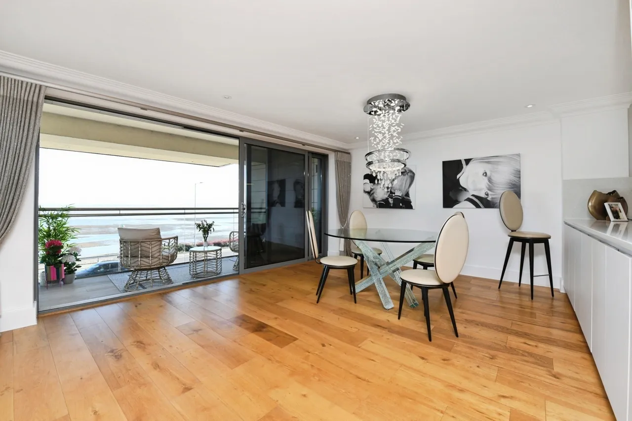 The Leas, Westcliff-on-Sea, Essex, SS0, photo 10
